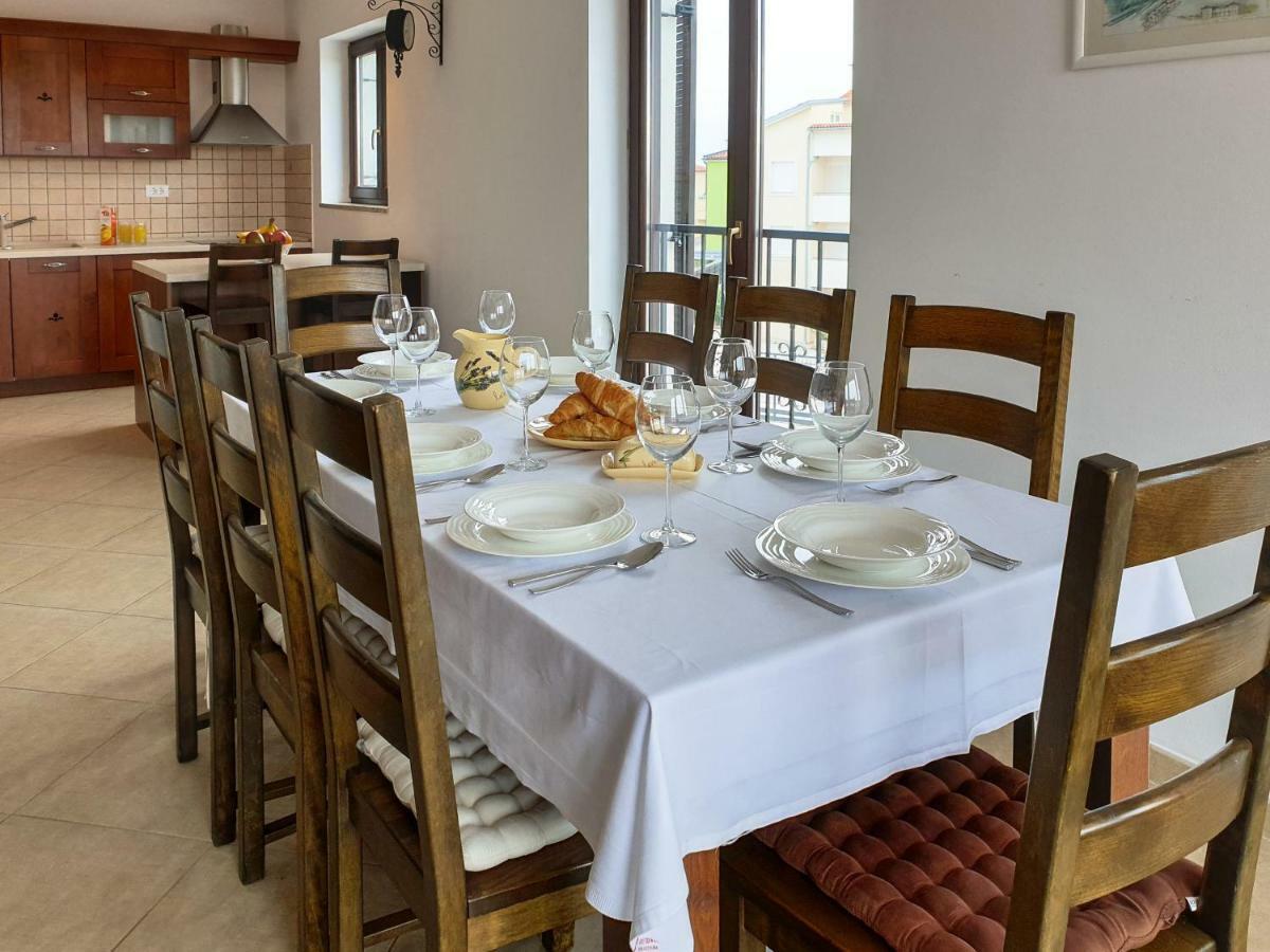 Apartment Oliva Yourcroatiaholiday Premantura Bagian luar foto