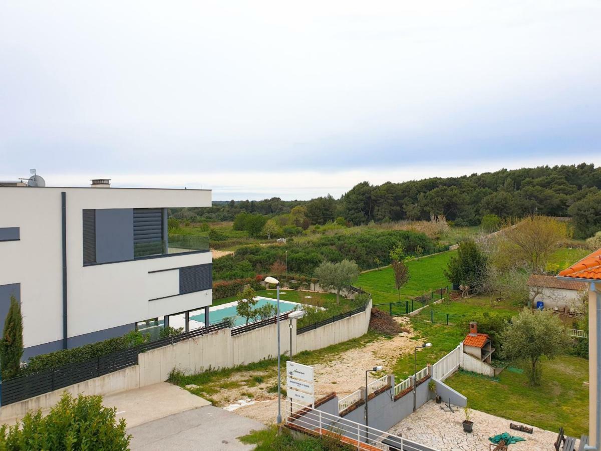 Apartment Oliva Yourcroatiaholiday Premantura Bagian luar foto