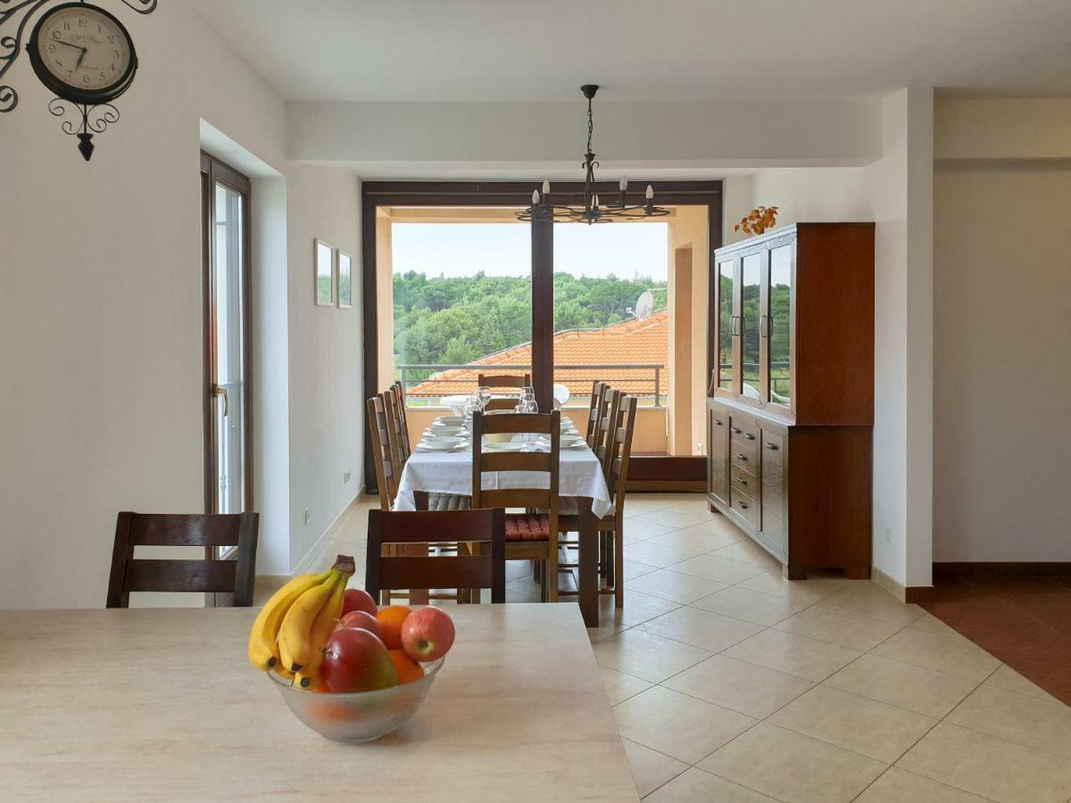 Apartment Oliva Yourcroatiaholiday Premantura Bagian luar foto